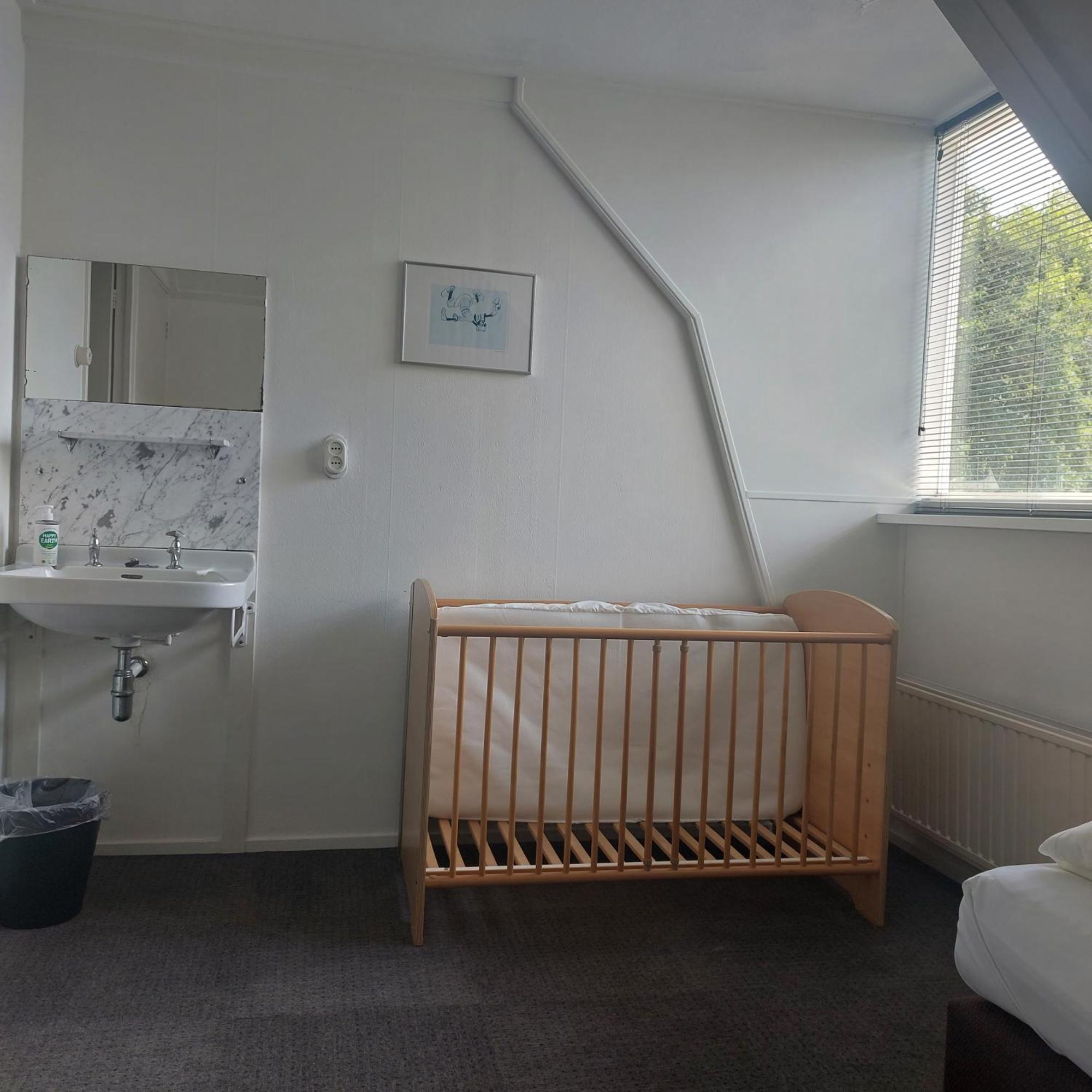 Hof Christina Vakantiewoningen Vrouwenpolder Kültér fotó