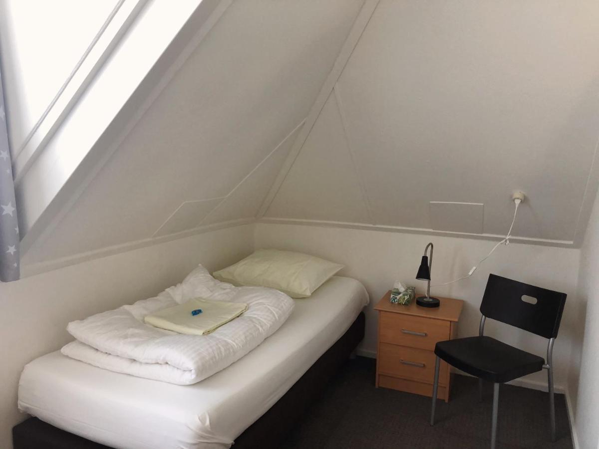Hof Christina Vakantiewoningen Vrouwenpolder Kültér fotó